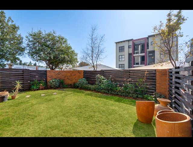 3 BEDROOM APARTMENT FOR SALE IN FOURWAYS